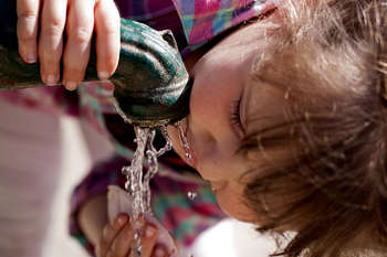 fontaine eau enfant